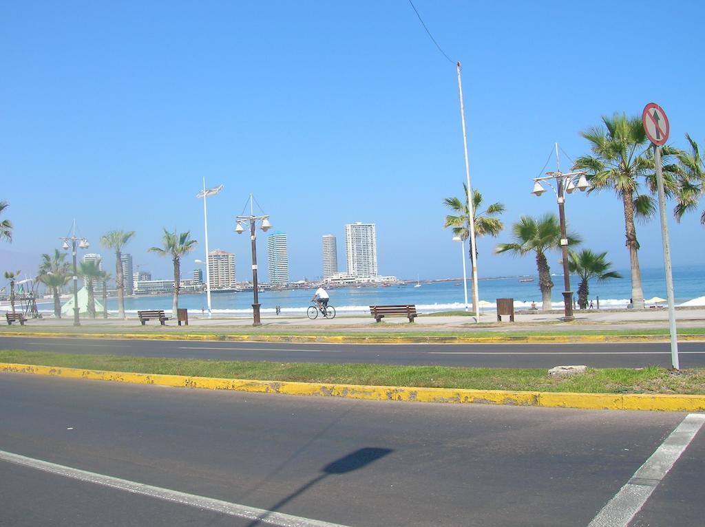 Iquique Beachfront Exterior photo